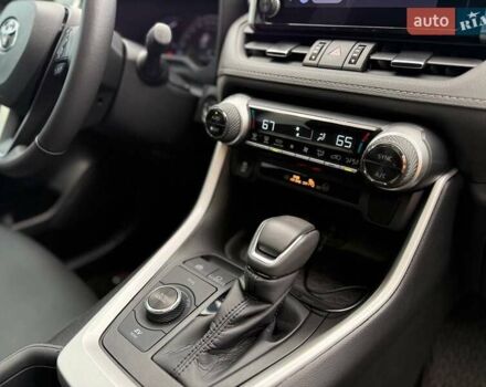 Сірий Тойота РАВ 4, об'ємом двигуна 2.49 л та пробігом 19 тис. км за 39000 $, фото 13 на Automoto.ua