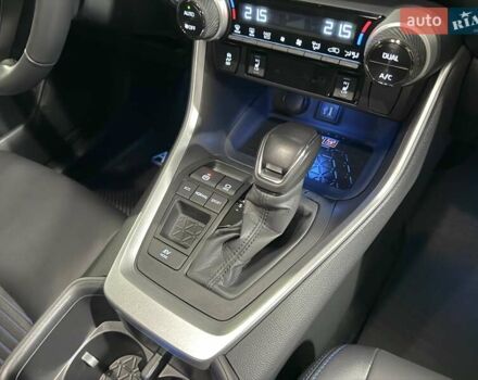 Серый Тойота РАВ 4, объемом двигателя 2.49 л и пробегом 22 тыс. км за 42500 $, фото 39 на Automoto.ua