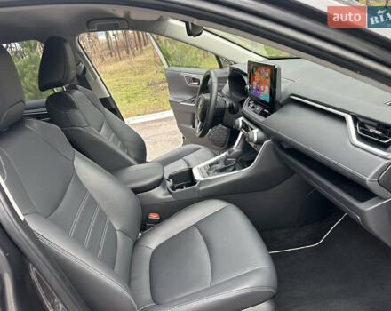 Сірий Тойота РАВ 4, об'ємом двигуна 2.49 л та пробігом 34 тис. км за 41750 $, фото 21 на Automoto.ua