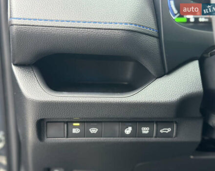 Серый Тойота РАВ 4, объемом двигателя 2.49 л и пробегом 20 тыс. км за 43500 $, фото 20 на Automoto.ua