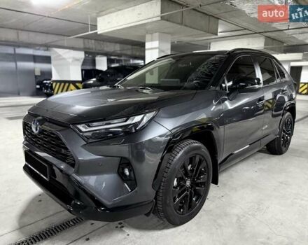 Серый Тойота РАВ 4, объемом двигателя 2.49 л и пробегом 22 тыс. км за 42500 $, фото 2 на Automoto.ua