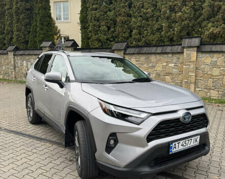 Сірий Тойота РАВ 4, об'ємом двигуна 2.49 л та пробігом 14 тис. км за 38500 $, фото 2 на Automoto.ua