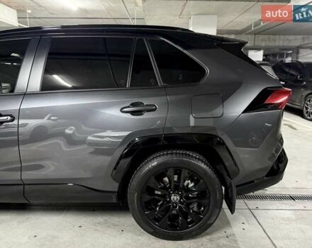 Серый Тойота РАВ 4, объемом двигателя 2.49 л и пробегом 22 тыс. км за 42500 $, фото 5 на Automoto.ua