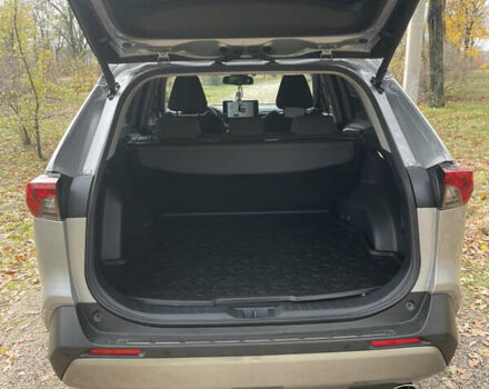 Сірий Тойота РАВ 4, об'ємом двигуна 2.49 л та пробігом 3 тис. км за 39500 $, фото 9 на Automoto.ua