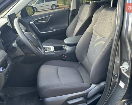 Сірий Тойота РАВ 4, об'ємом двигуна 2.5 л та пробігом 30 тис. км за 38500 $, фото 5 на Automoto.ua