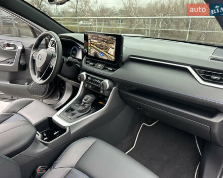 Серый Тойота РАВ 4, объемом двигателя 2.49 л и пробегом 20 тыс. км за 43500 $, фото 26 на Automoto.ua