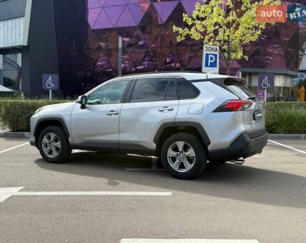 Сірий Тойота РАВ 4, об'ємом двигуна 2.49 л та пробігом 11 тис. км за 34990 $, фото 3 на Automoto.ua