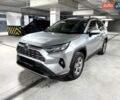 Сірий Тойота РАВ 4, об'ємом двигуна 2.49 л та пробігом 14 тис. км за 36500 $, фото 1 на Automoto.ua
