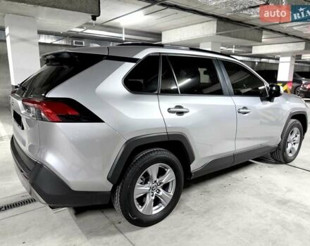 Сірий Тойота РАВ 4, об'ємом двигуна 2.49 л та пробігом 14 тис. км за 36500 $, фото 12 на Automoto.ua