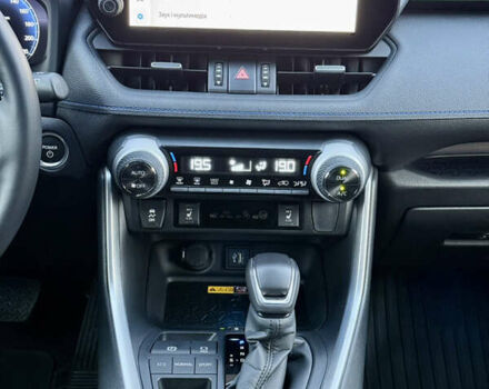 Сірий Тойота РАВ 4, об'ємом двигуна 2.5 л та пробігом 24 тис. км за 42000 $, фото 19 на Automoto.ua