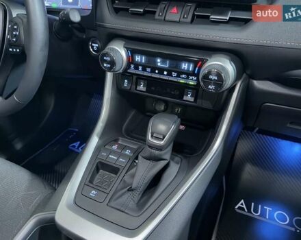 Сірий Тойота РАВ 4, об'ємом двигуна 2.49 л та пробігом 14 тис. км за 36500 $, фото 34 на Automoto.ua