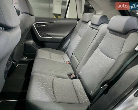 Сірий Тойота РАВ 4, об'ємом двигуна 2.49 л та пробігом 14 тис. км за 36500 $, фото 25 на Automoto.ua