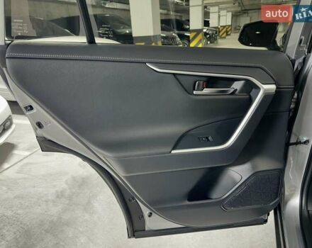 Сірий Тойота РАВ 4, об'ємом двигуна 2.49 л та пробігом 14 тис. км за 36500 $, фото 23 на Automoto.ua