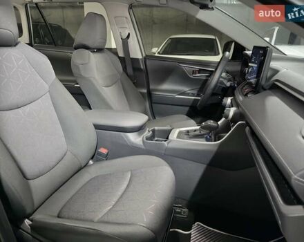 Сірий Тойота РАВ 4, об'ємом двигуна 2.49 л та пробігом 14 тис. км за 36500 $, фото 31 на Automoto.ua