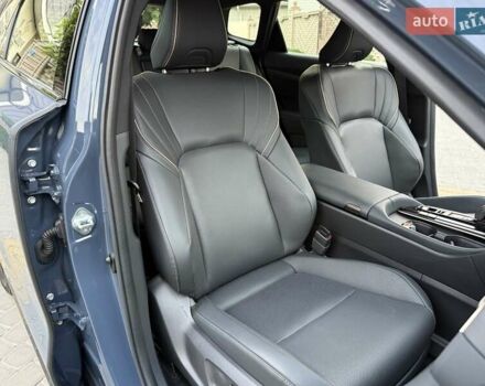 Серый Тойота РАВ 4, объемом двигателя 2.5 л и пробегом 10 тыс. км за 41777 $, фото 30 на Automoto.ua