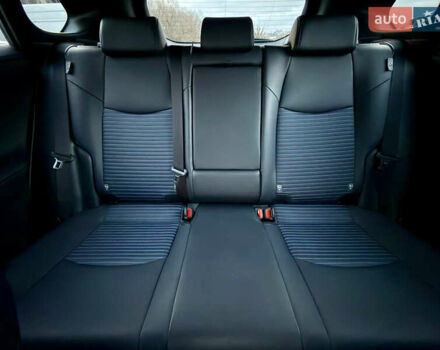 Сірий Тойота РАВ 4, об'ємом двигуна 2.5 л та пробігом 24 тис. км за 42000 $, фото 16 на Automoto.ua