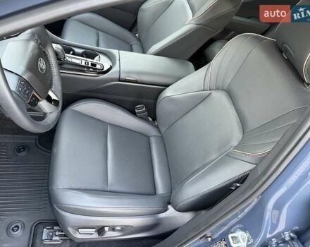 Серый Тойота РАВ 4, объемом двигателя 2.5 л и пробегом 10 тыс. км за 41777 $, фото 27 на Automoto.ua