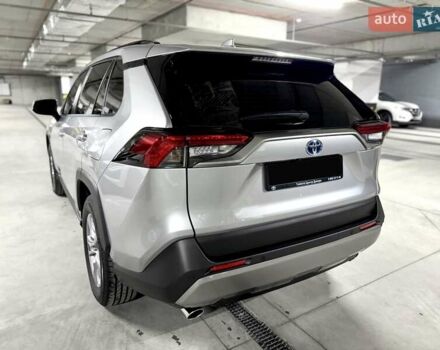 Сірий Тойота РАВ 4, об'ємом двигуна 2.49 л та пробігом 14 тис. км за 36500 $, фото 6 на Automoto.ua