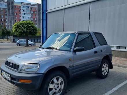 Сірий Тойота РАВ 4, об'ємом двигуна 2 л та пробігом 237 тис. км за 5200 $, фото 1 на Automoto.ua