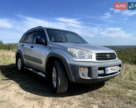 Сірий Тойота РАВ 4, об'ємом двигуна 2 л та пробігом 198 тис. км за 6800 $, фото 1 на Automoto.ua