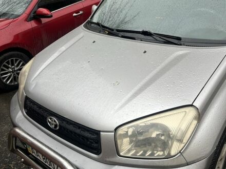 Серый Тойота РАВ 4, объемом двигателя 2 л и пробегом 222 тыс. км за 6600 $, фото 1 на Automoto.ua