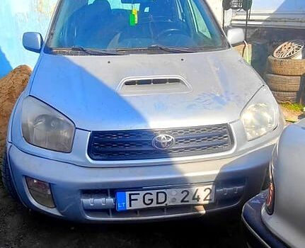 Серый Тойота РАВ 4, объемом двигателя 2 л и пробегом 0 тыс. км за 1800 $, фото 1 на Automoto.ua