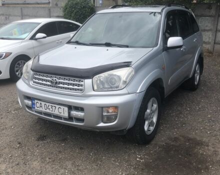 Сірий Тойота РАВ 4, об'ємом двигуна 2 л та пробігом 200 тис. км за 5800 $, фото 1 на Automoto.ua