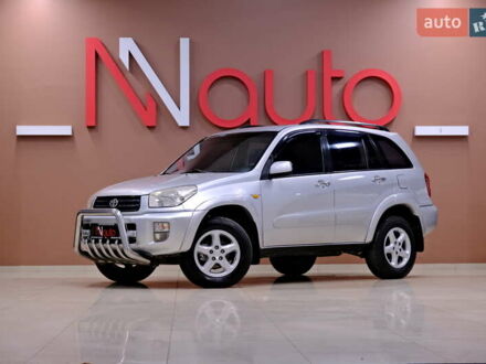 Серый Тойота РАВ 4, объемом двигателя 2 л и пробегом 275 тыс. км за 6900 $, фото 1 на Automoto.ua