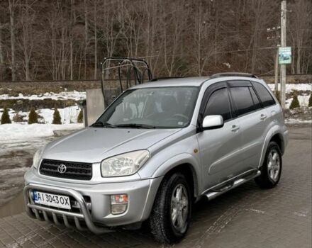 Серый Тойота РАВ 4, объемом двигателя 2 л и пробегом 340 тыс. км за 6100 $, фото 1 на Automoto.ua