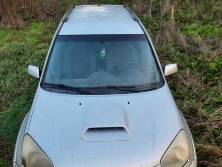 Сірий Тойота РАВ 4, об'ємом двигуна 2 л та пробігом 404 тис. км за 2311 $, фото 1 на Automoto.ua