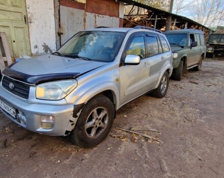 Серый Тойота РАВ 4, объемом двигателя 2 л и пробегом 381 тыс. км за 3700 $, фото 1 на Automoto.ua