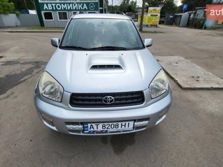 Тойота РАВ 4 2002 в Киеве на Automoto.ua Серый Тойота РАВ 4, объемом двигателя 2 л и пробегом 244 тыс. км за 5999 $, фото 1 на Automoto.ua