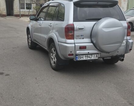 Серый Тойота РАВ 4, объемом двигателя 2 л и пробегом 238 тыс. км за 6300 $, фото 1 на Automoto.ua
