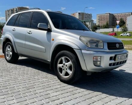 Серый Тойота РАВ 4, объемом двигателя 2 л и пробегом 280 тыс. км за 6300 $, фото 1 на Automoto.ua