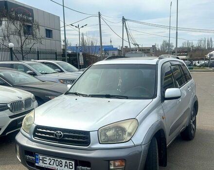Серый Тойота РАВ 4, объемом двигателя 2 л и пробегом 190 тыс. км за 5500 $, фото 1 на Automoto.ua
