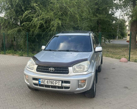 Серый Тойота РАВ 4, объемом двигателя 2 л и пробегом 323 тыс. км за 6200 $, фото 1 на Automoto.ua