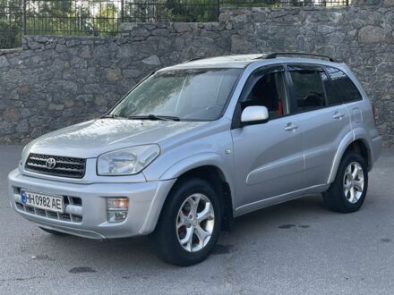 Тойота РАВ 4 2003 в Немирове на Automoto.ua Серый Тойота РАВ 4, объемом двигателя 2 л и пробегом 300 тыс. км за 6855 $, фото 1 на Automoto.ua