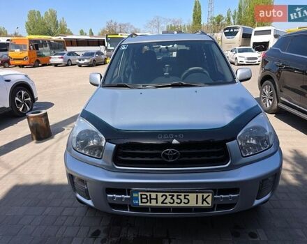 Серый Тойота РАВ 4, объемом двигателя 2 л и пробегом 283 тыс. км за 7200 $, фото 1 на Automoto.ua