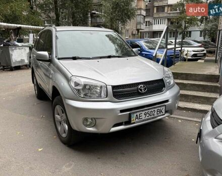 Серый Тойота РАВ 4, объемом двигателя 2 л и пробегом 224 тыс. км за 6700 $, фото 1 на Automoto.ua