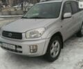 Сірий Тойота РАВ 4, об'ємом двигуна 2 л та пробігом 132 тис. км за 8600 $, фото 1 на Automoto.ua