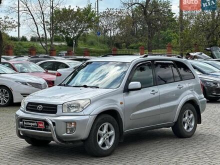 Серый Тойота РАВ 4, объемом двигателя 2 л и пробегом 289 тыс. км за 7190 $, фото 1 на Automoto.ua