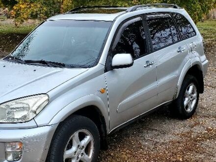 Тойота РАВ 4 2003 в Чугуеве на Automoto.ua Серый Тойота РАВ 4, объемом двигателя 2 л и пробегом 230 тыс. км за 5850 $, фото 1 на Automoto.ua