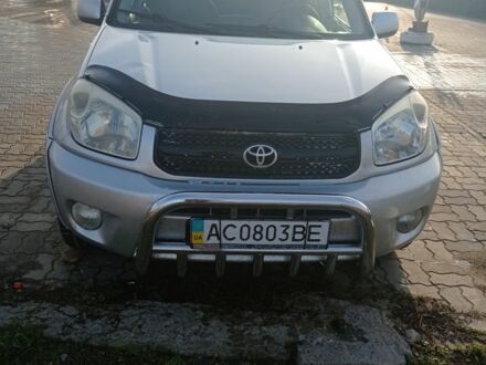 Серый Тойота РАВ 4, объемом двигателя 2 л и пробегом 266 тыс. км за 6900 $, фото 1 на Automoto.ua