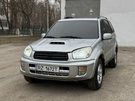 Сірий Тойота РАВ 4, об'ємом двигуна 2 л та пробігом 344 тис. км за 3100 $, фото 1 на Automoto.ua