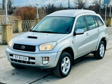 Сірий Тойота РАВ 4, об'ємом двигуна 2 л та пробігом 280 тис. км за 4100 $, фото 1 на Automoto.ua