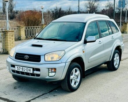 Серый Тойота РАВ 4, объемом двигателя 2 л и пробегом 280 тыс. км за 4100 $, фото 1 на Automoto.ua