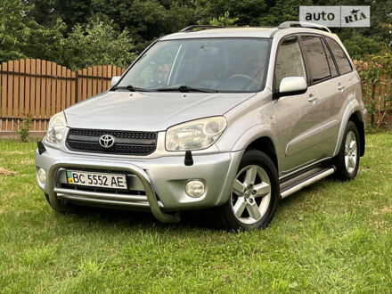 Тойота РАВ 4 2005 у Львові на Automoto.ua Сірий Тойота РАВ 4, об'ємом двигуна 2 л та пробігом 286 тис. км за 7300 $, фото 1 на Automoto.ua