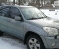 Сірий Тойота РАВ 4, об'ємом двигуна 2 л та пробігом 164 тис. км за 9500 $, фото 1 на Automoto.ua