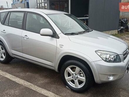 Сірий Тойота РАВ 4, об'ємом двигуна 2.2 л та пробігом 259 тис. км за 8950 $, фото 1 на Automoto.ua