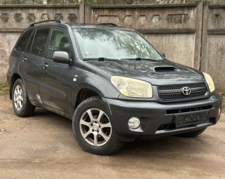 Сірий Тойота РАВ 4, об'ємом двигуна 2 л та пробігом 240 тис. км за 2750 $, фото 1 на Automoto.ua